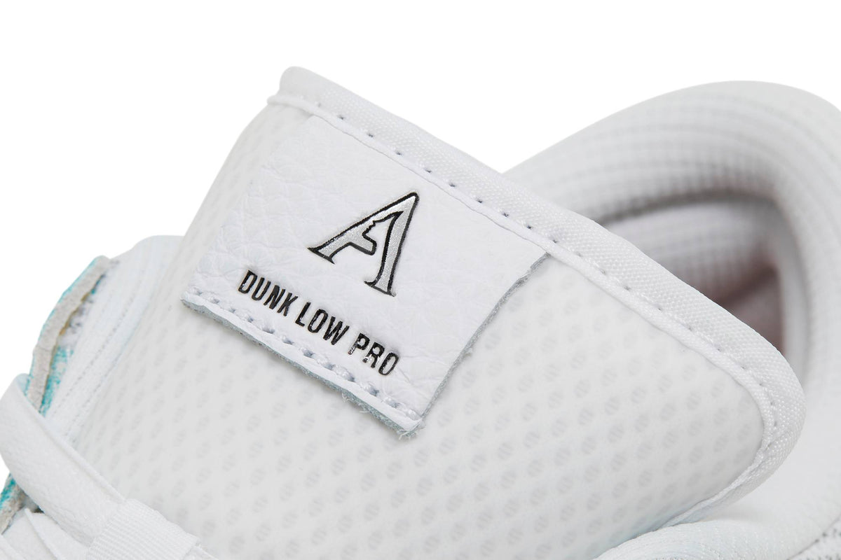 April Skateboards X Nike Dunk Low SB 'Turbo Green' FD2562-400