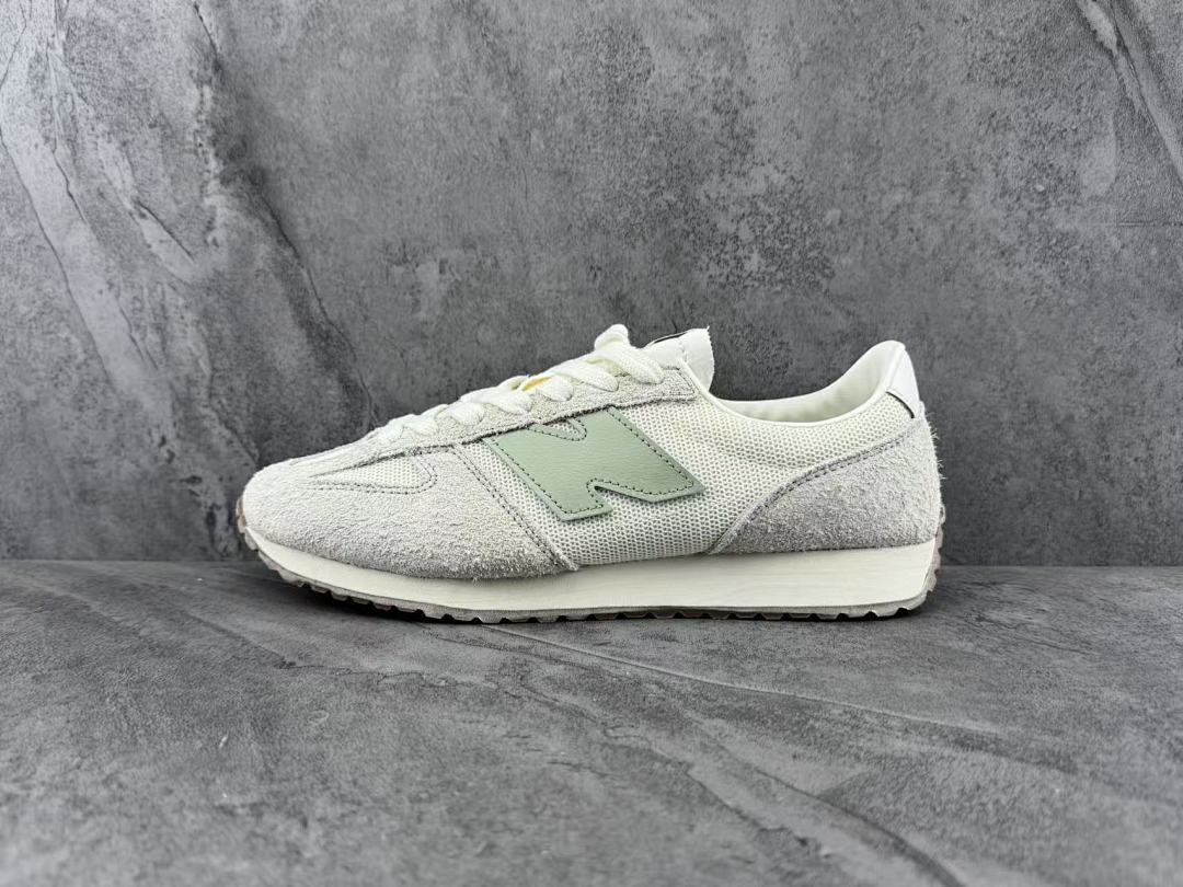 New Balance 220 Retro Running Sneakers - Off-White Cream & Sage Green Suede