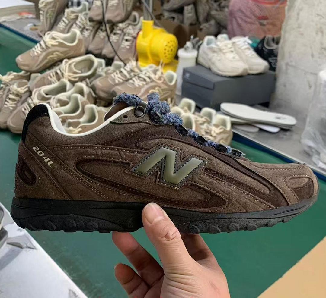 New Balance 2002R Dark Chocolate Rich Earth Suede Lifestyle Sneakers (M2002RDL)