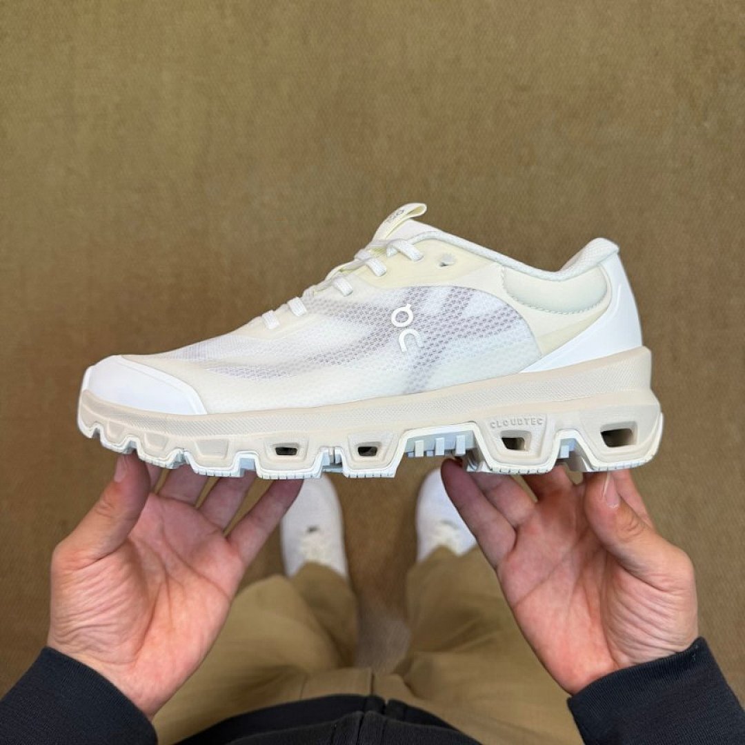 On Running Cloudwander Undyed-White Men's Trail Hiking Shoes Sneakers Outdoor Walking Footwear Code 63.98777