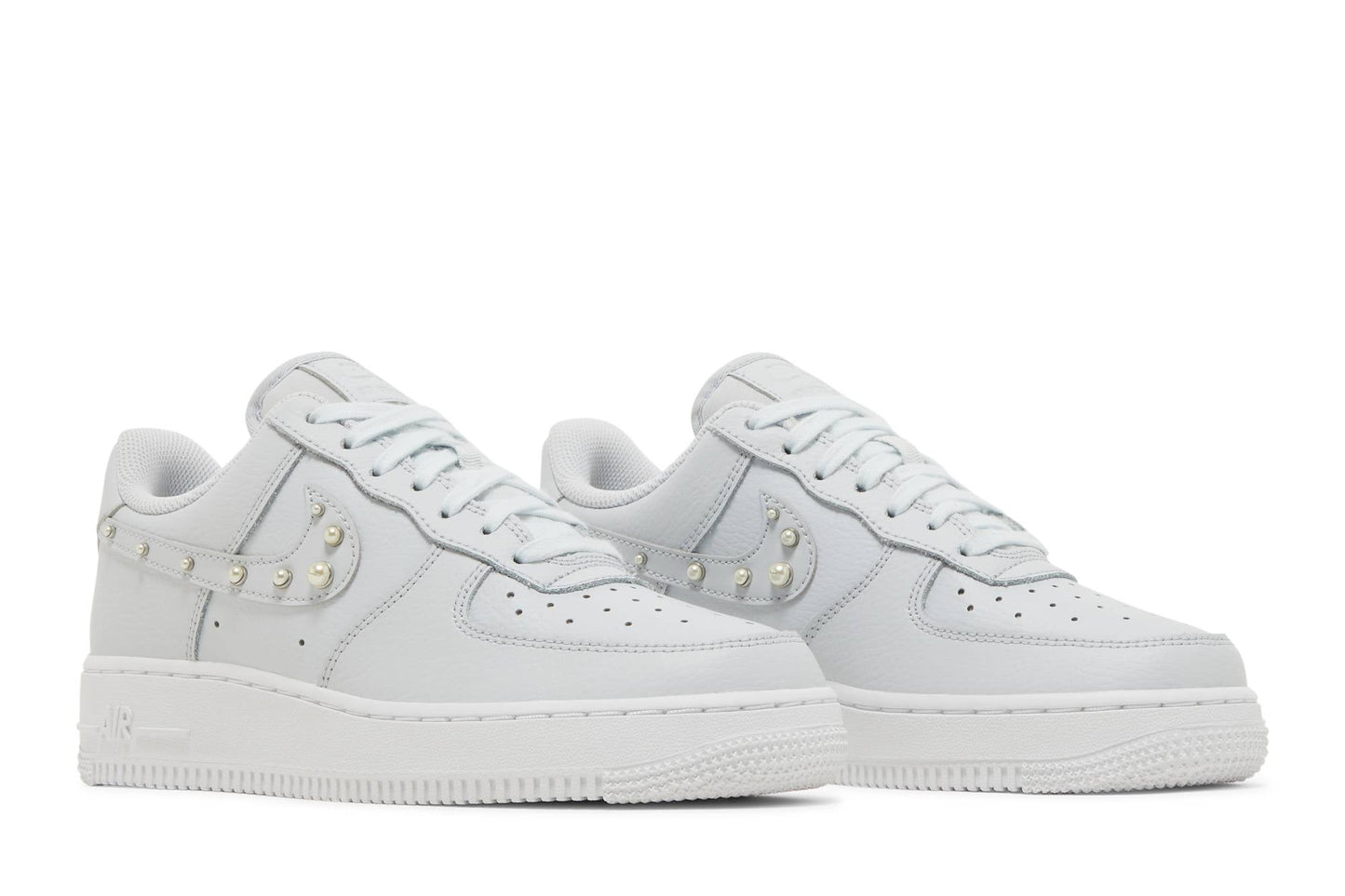 ( Women ) Nike Air Force 1 Low ‘Pearl Swoosh’ DV3810-001