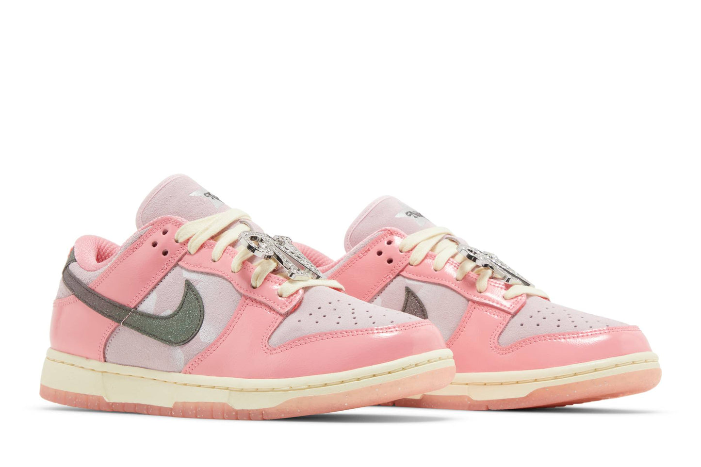 ( Women ) Nike Dunk Low LX ‘Barbie’ FN8927-621