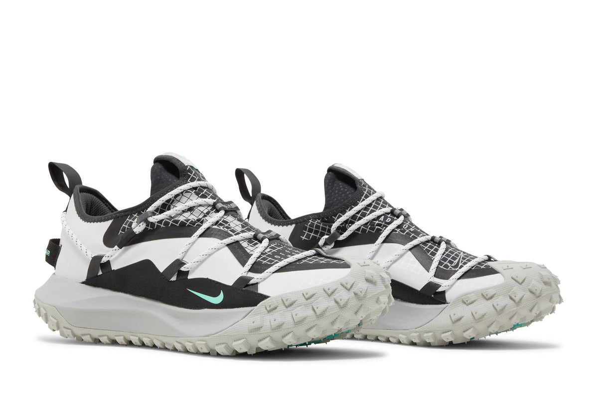 Nike ACG Mountain Fly Low SE White Anthracite DO9334-100