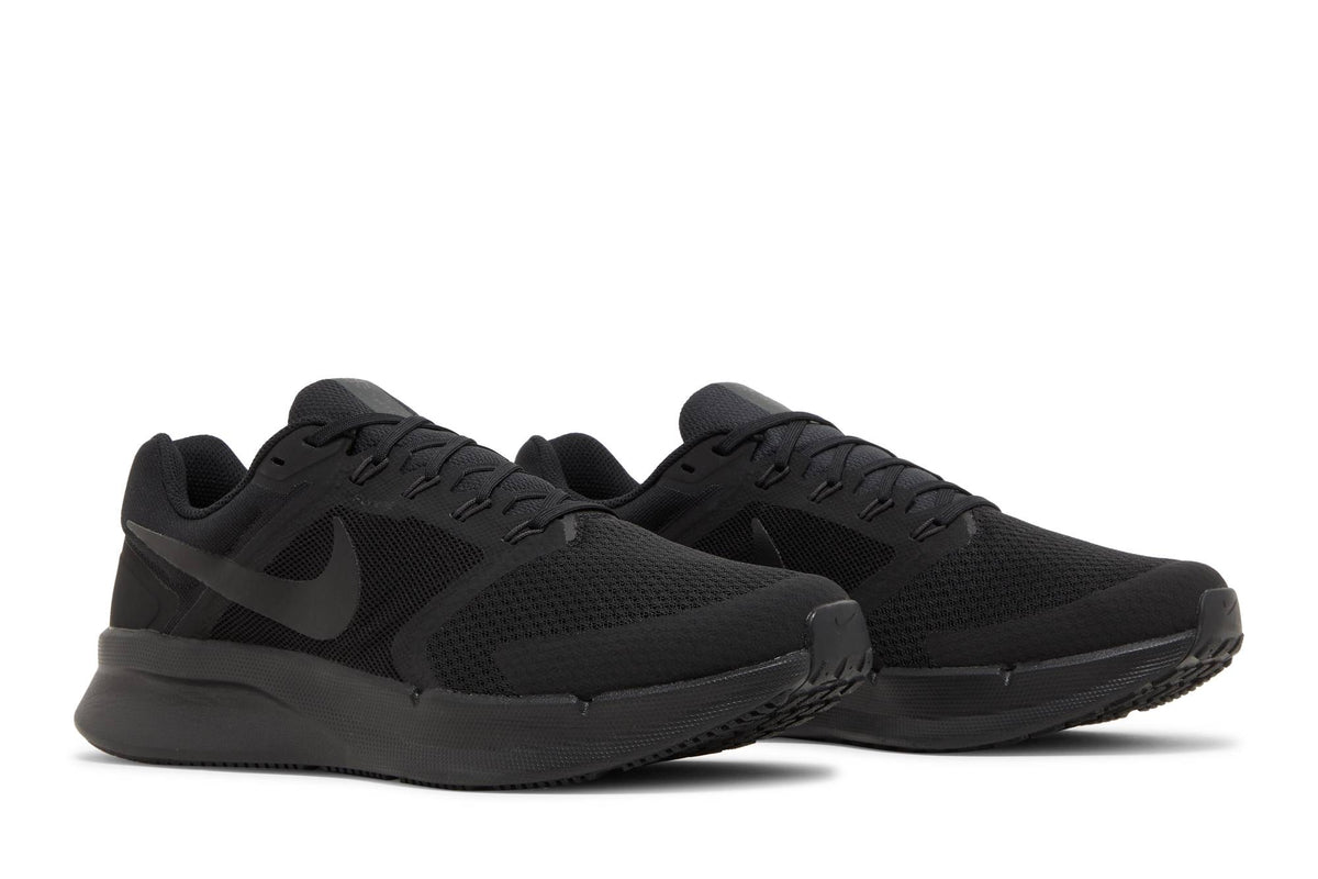 Nike Run Swift 3 'Triple Black' DR2695-003