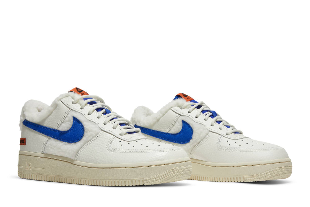 ( Women ) Nike Air Force 1 07 Sherpa Fleece DO6680-100