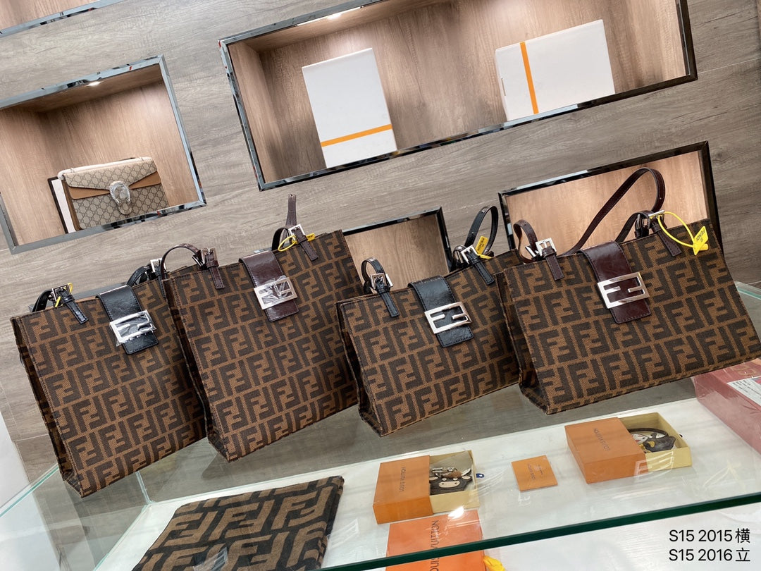 Fendi Zucca Monogram FF Logo Canvas Tote Bag - Brown/Black Luxury Shopper