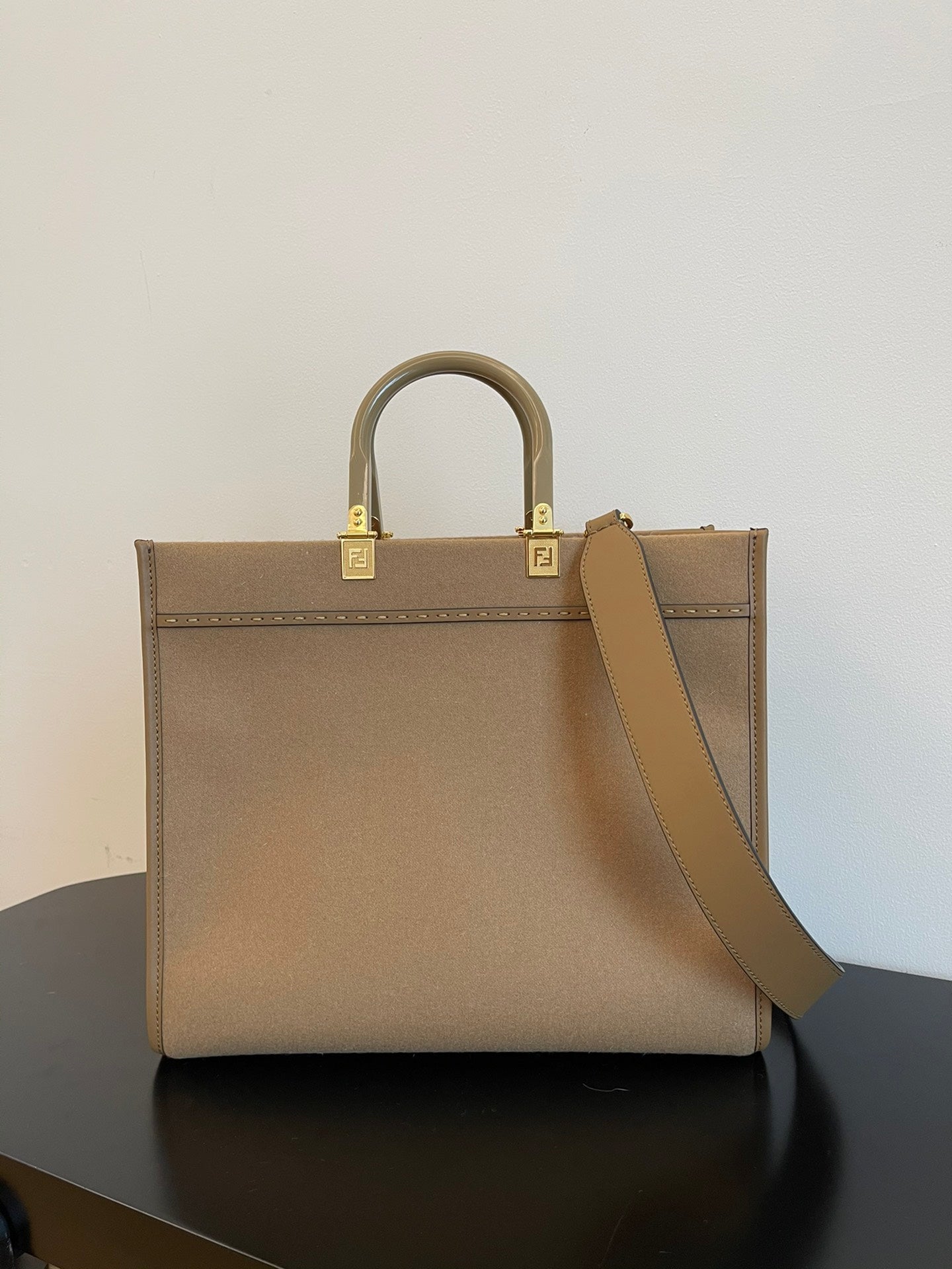 Fendi Sunshine Medium Shopper Bag - Taupe Leather Tote