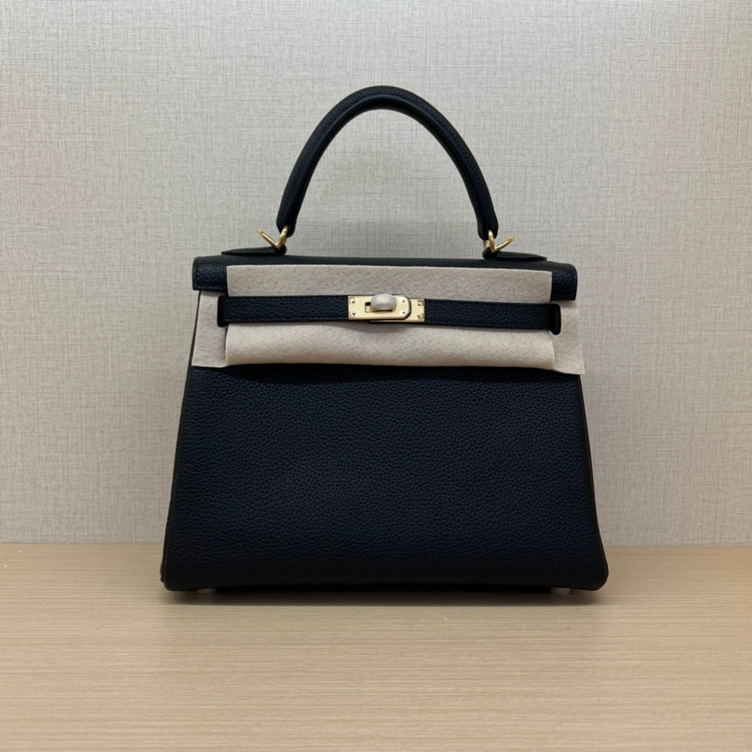 Elegant Two-Tone Leather Top Handle Bag - Navy & Cream Bicolor Handbag with Gold Hardware