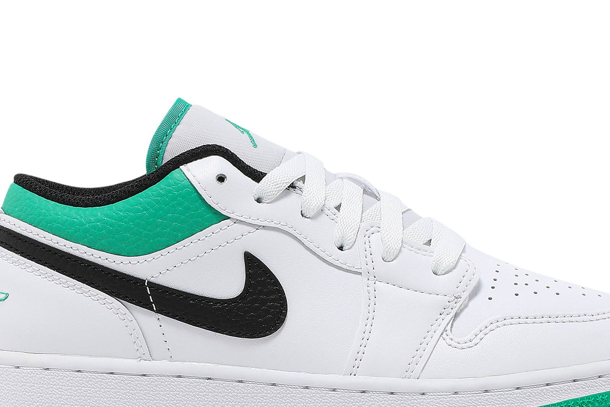 ( Grade School ) Air Jordan 1 Low ‘White Lucky Green’ 553560-129