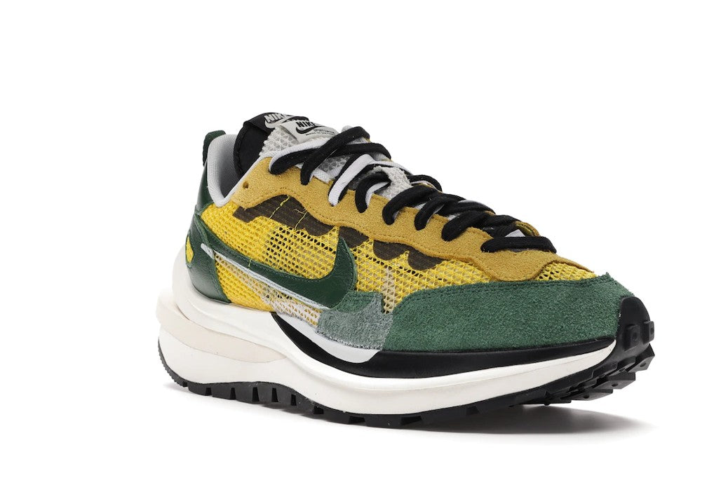 Nike Vaporwaffle Sacai Tour Yellow Stadium Green