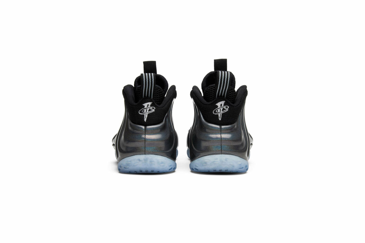 Nike Air Foamposite One Hologram 314996-900