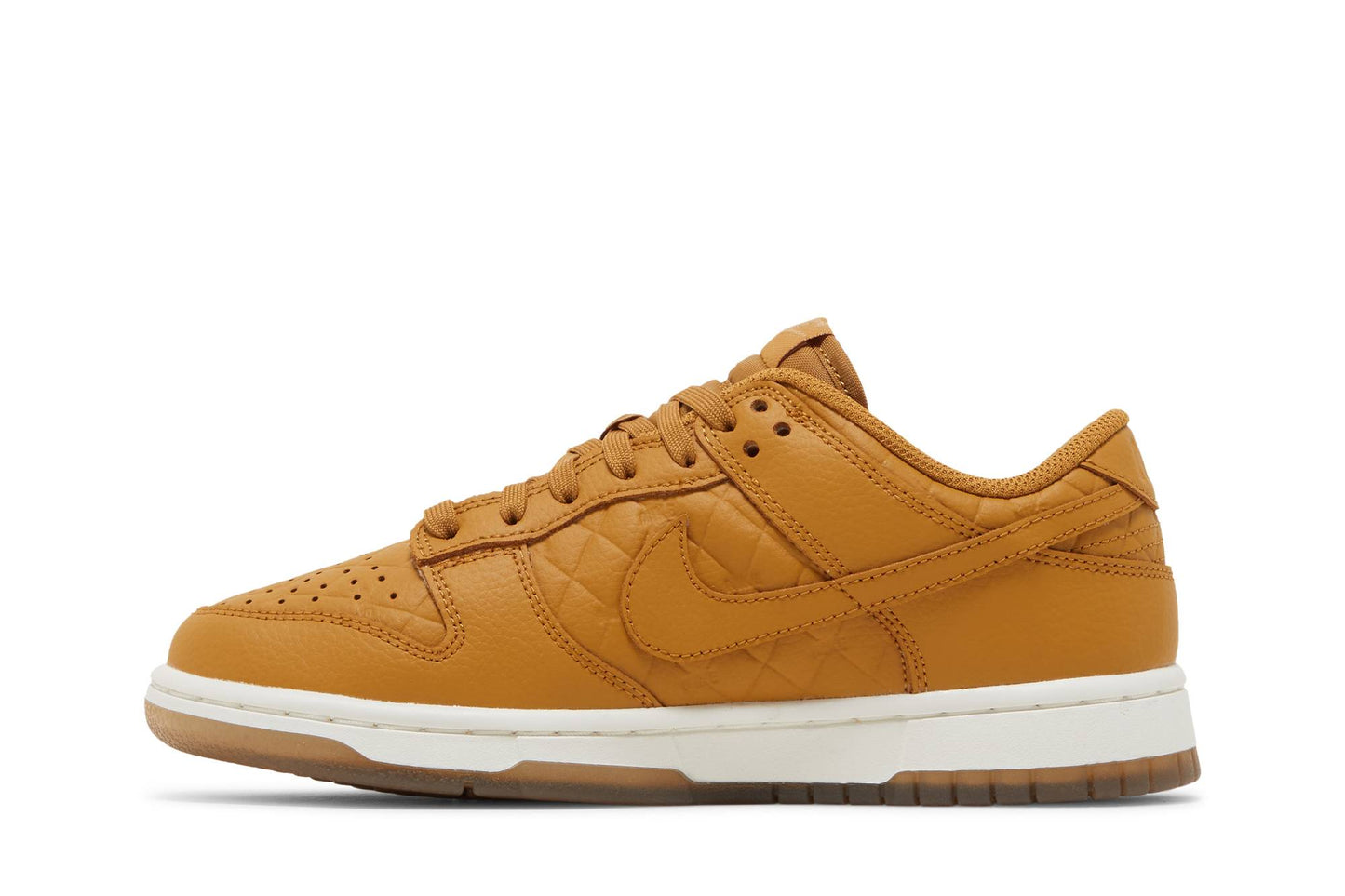 ( Women ) Nike Dunk Low ‘Quilted Wheat' ( Wmns ) DX3374-700