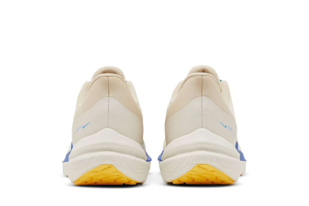 Nike Air Winflo 9 Premium 'Coconut Milk Stadium Green' DV8997-100