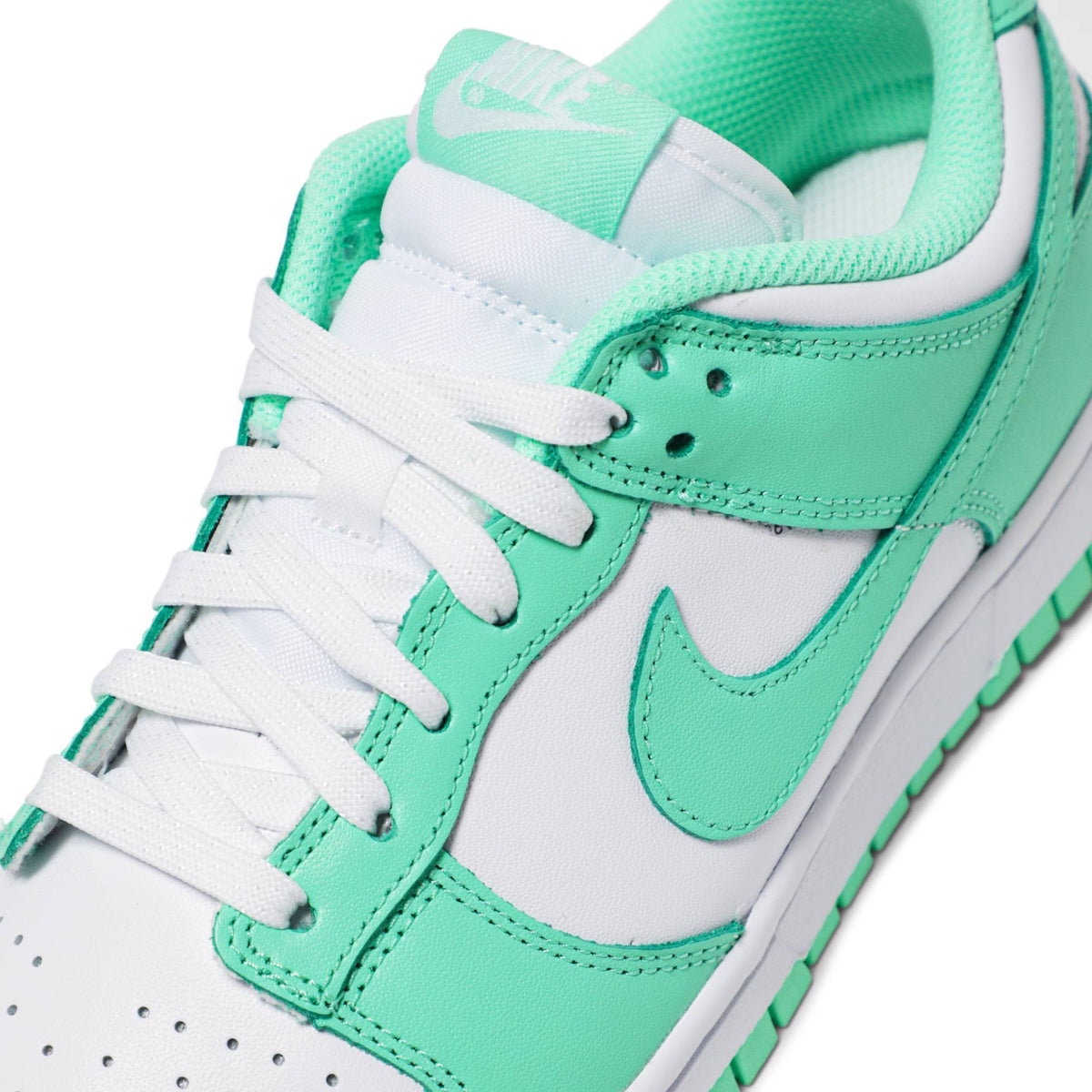 ( Women ) Nike Dunk Low 'Green Glow' [also Worn By BTS V] DD1503-105