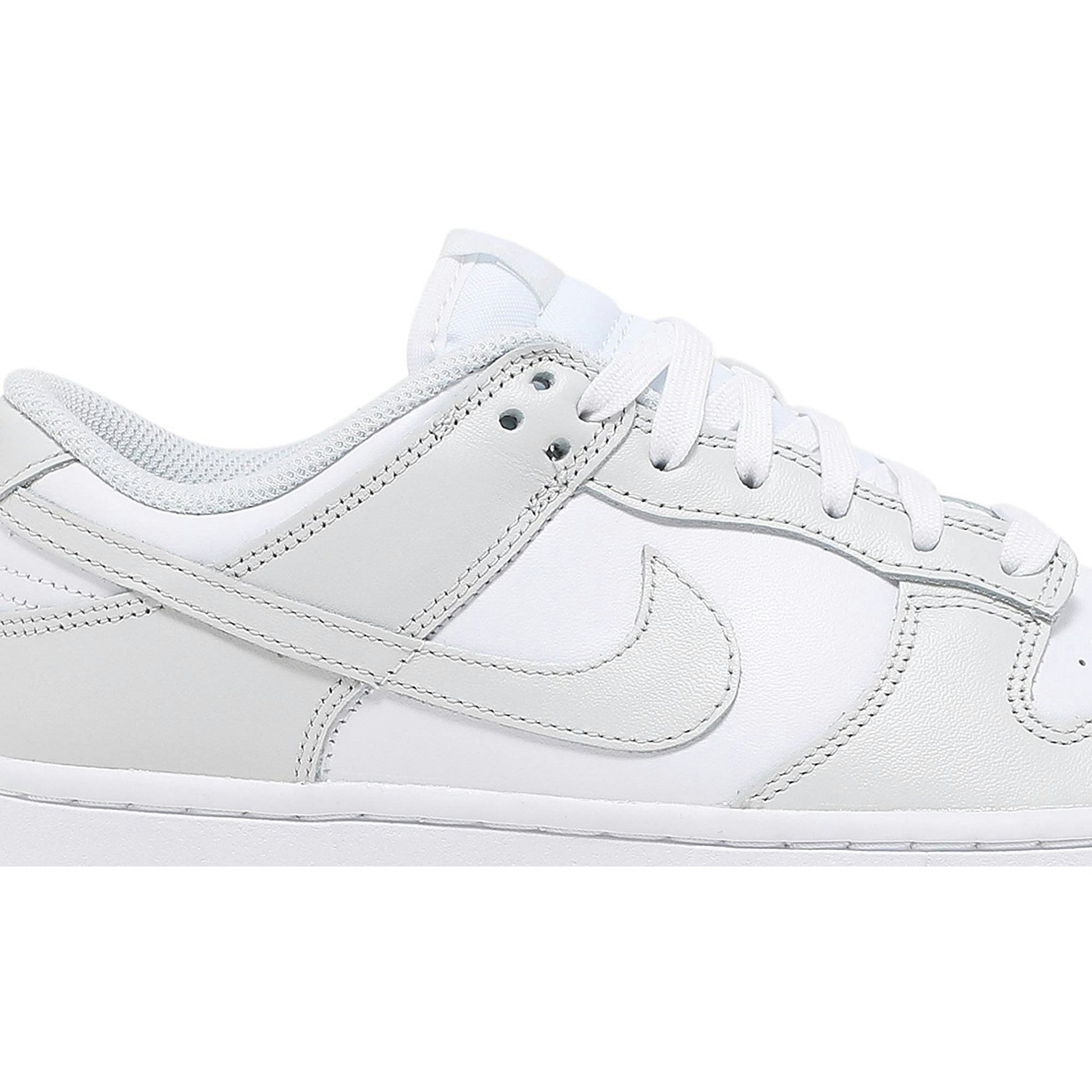 ( Women ) Nike Dunk Low ‘Photon Dust’ DD1503-103