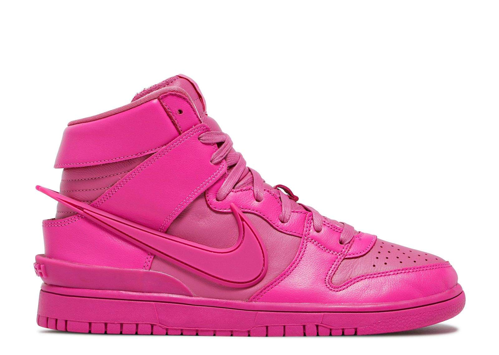 Nike AMBUSH X Dunk High ‘Cosmic Fuchsia’ Unfading Sneaker