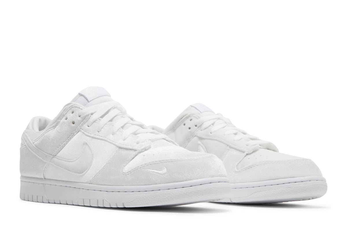 Dover Street Market X Nike Dunk Low 'Triple White' DH2686-100