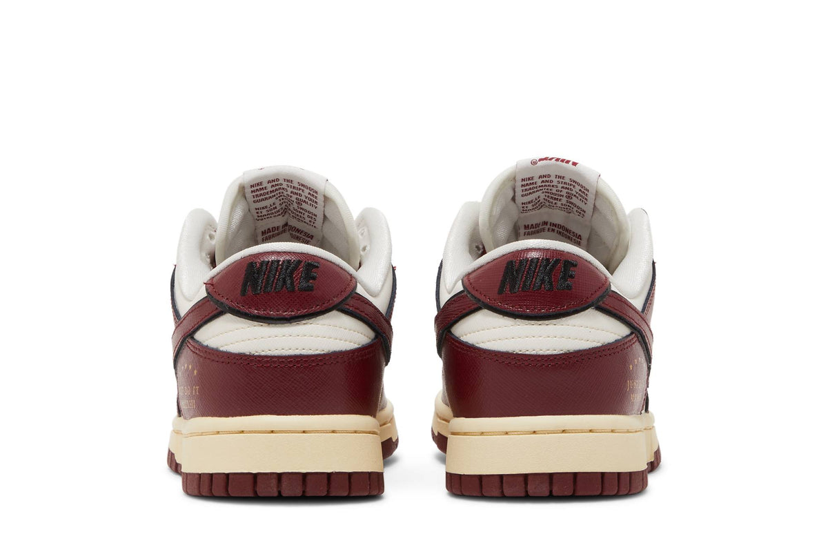 ( Women ) Nike Dunk Low SE Just Do It – Team Red DV1160-101