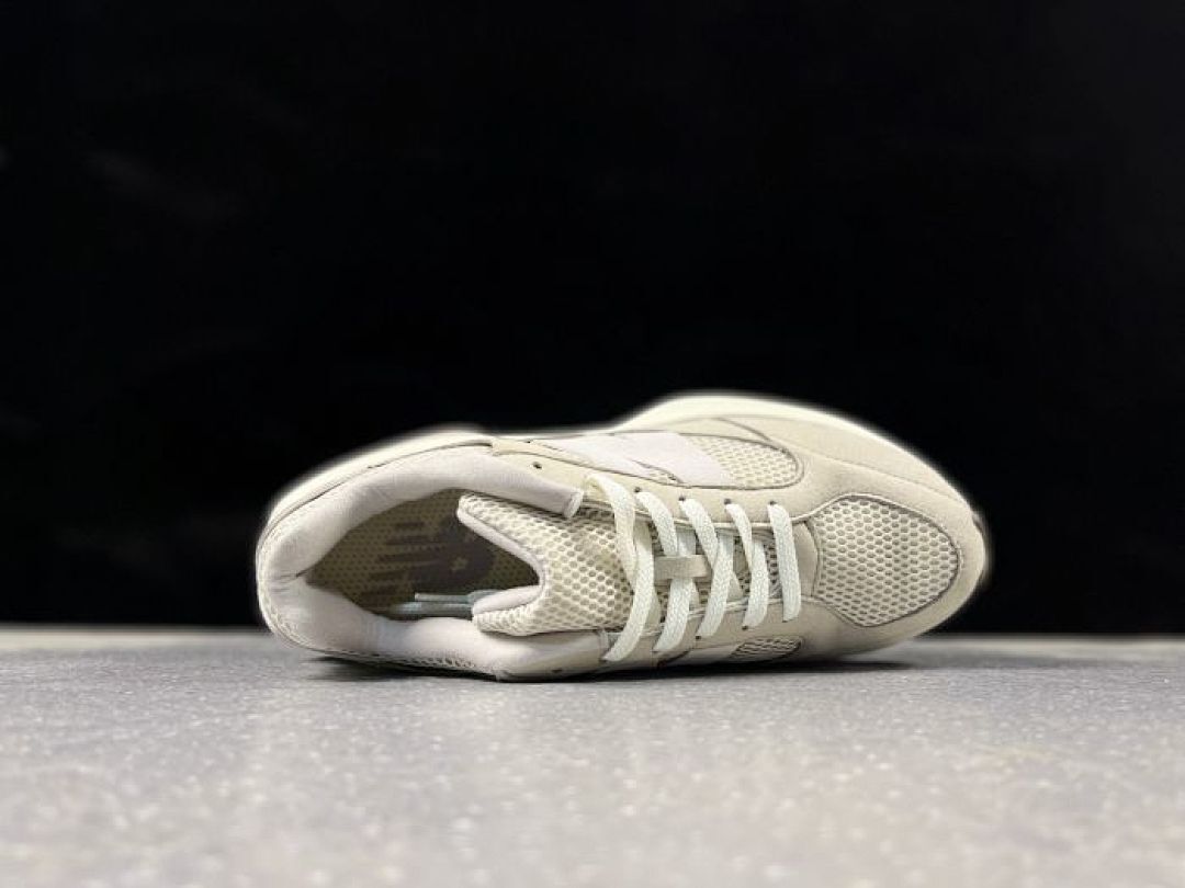 New Balance 9060 "Sea Salt" U9060MAC Lifestyle Sneakers - Bone White Beige Chunky Retro Trainers