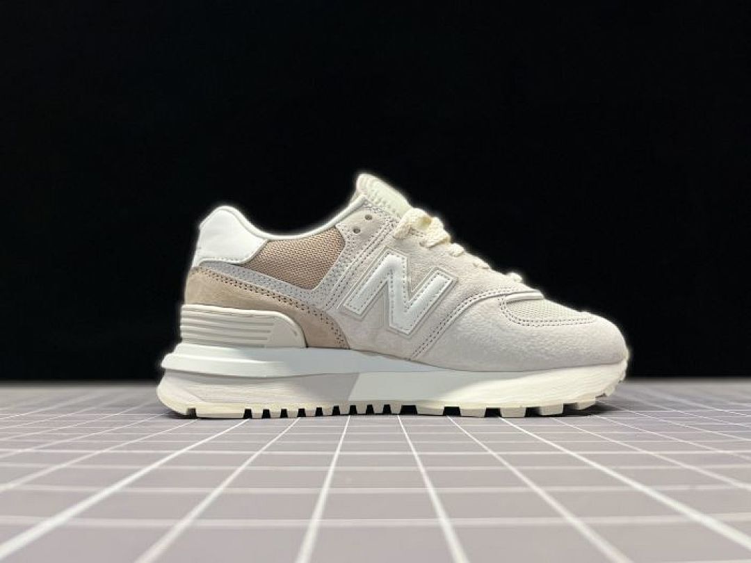 New Balance 574+ Platform Women's Lifestyle Sneakers Moonbeam Sea Salt Cream Beige WL574ZSC