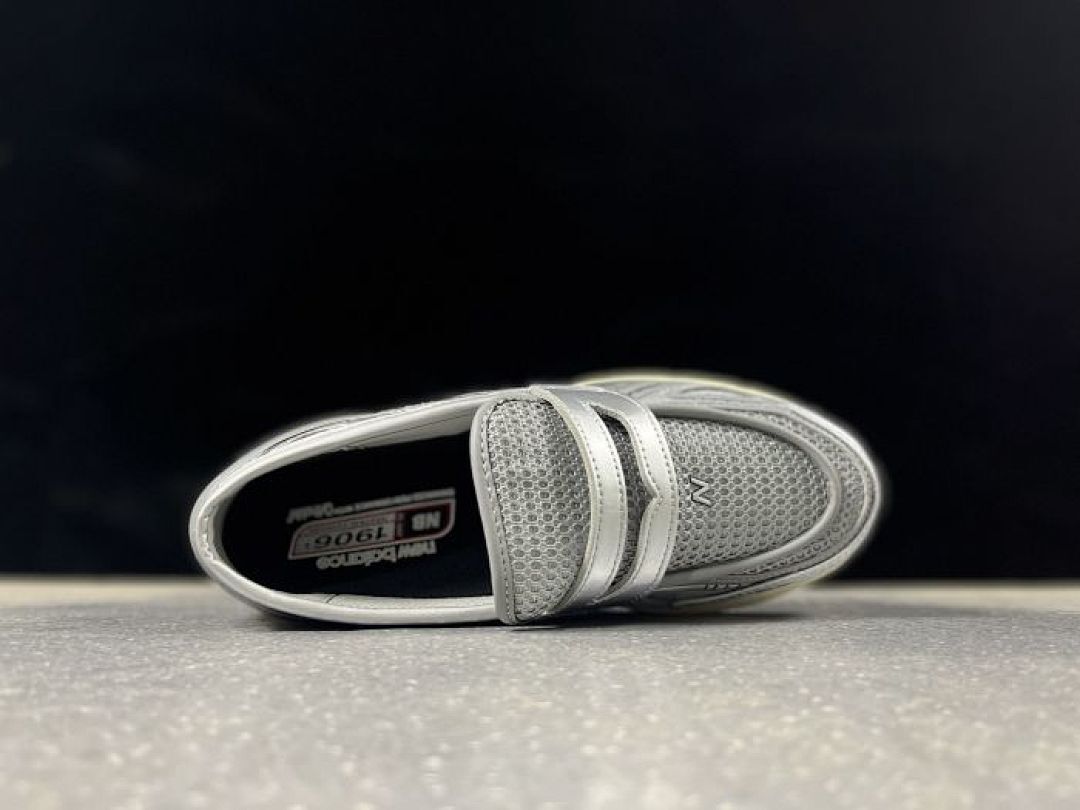 New Balance 1906R Silver Metallic Sea Salt Running Shoes Sneakers M1906RA