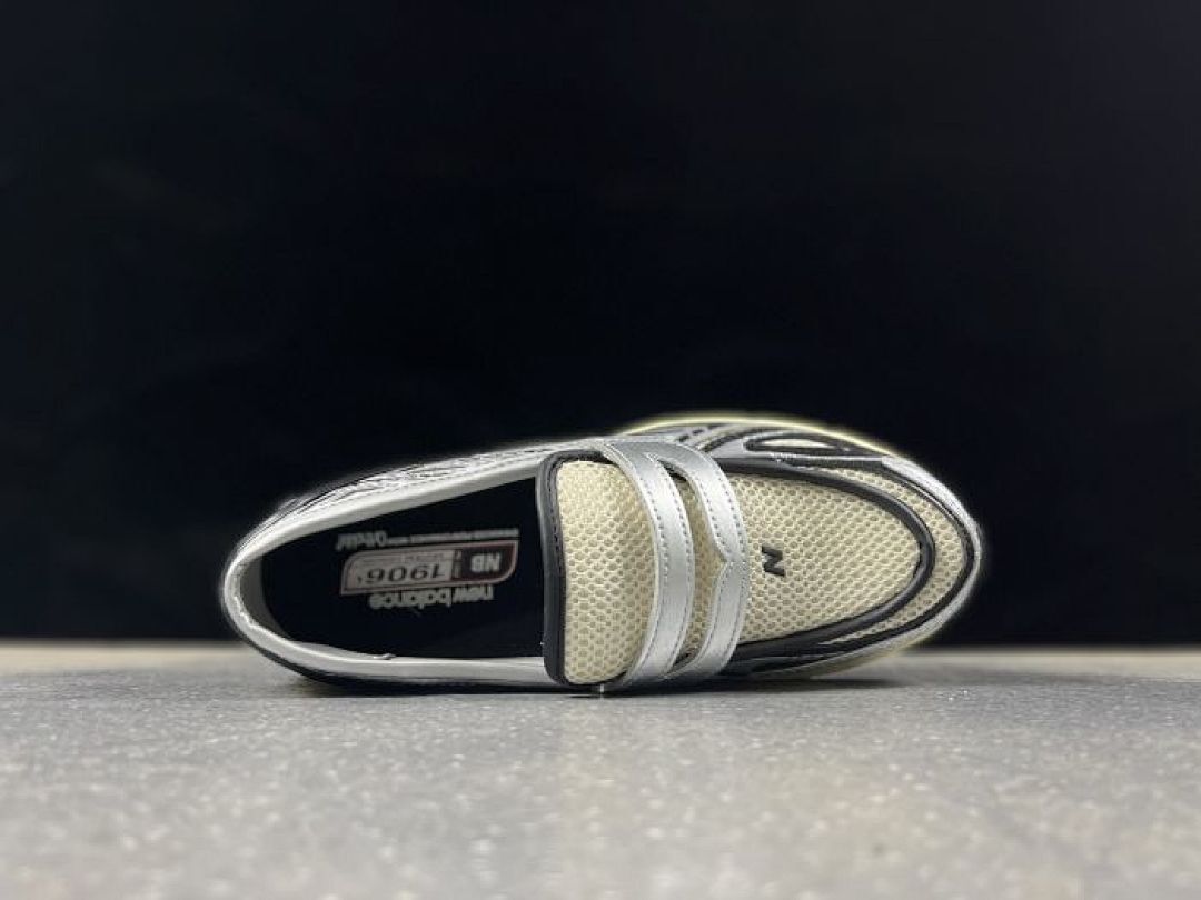 Unable to identify product from placeholder image. Please provide a valid product image.