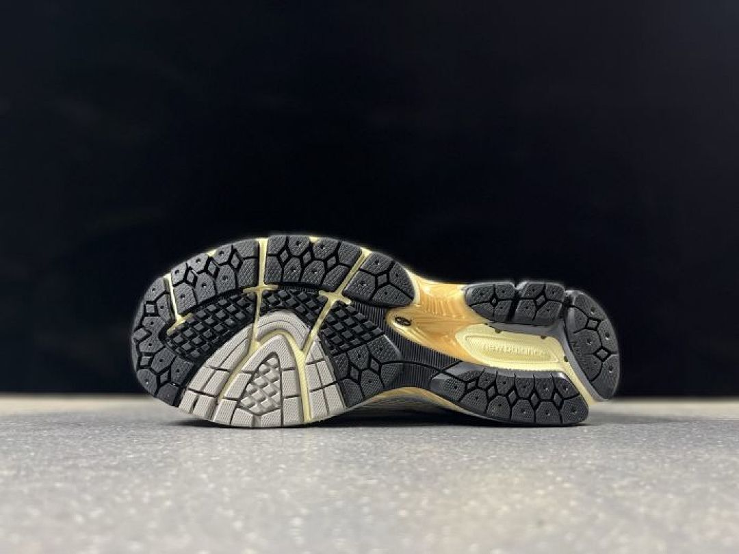 Unable to identify product from placeholder image. Please provide a valid product image.