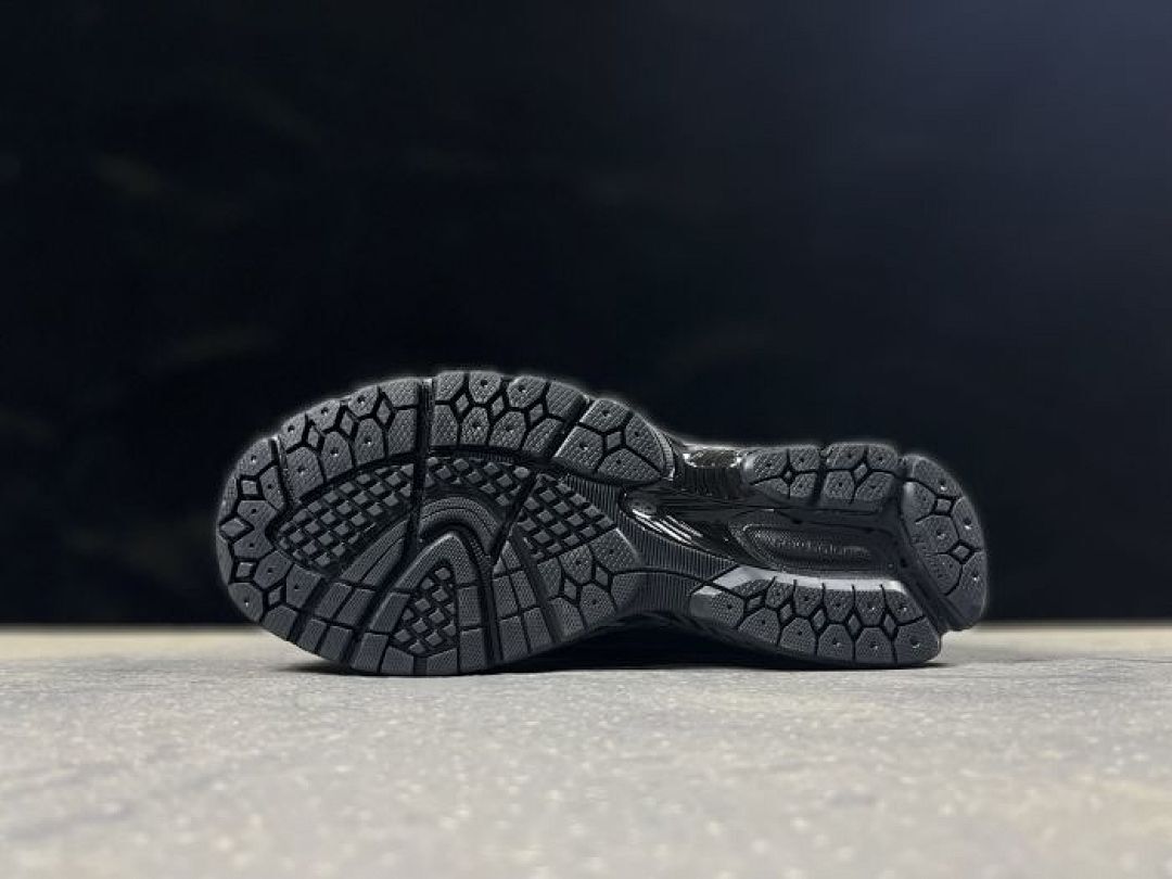 New Balance 1906R Loafer Strap Triple Black Sneakers