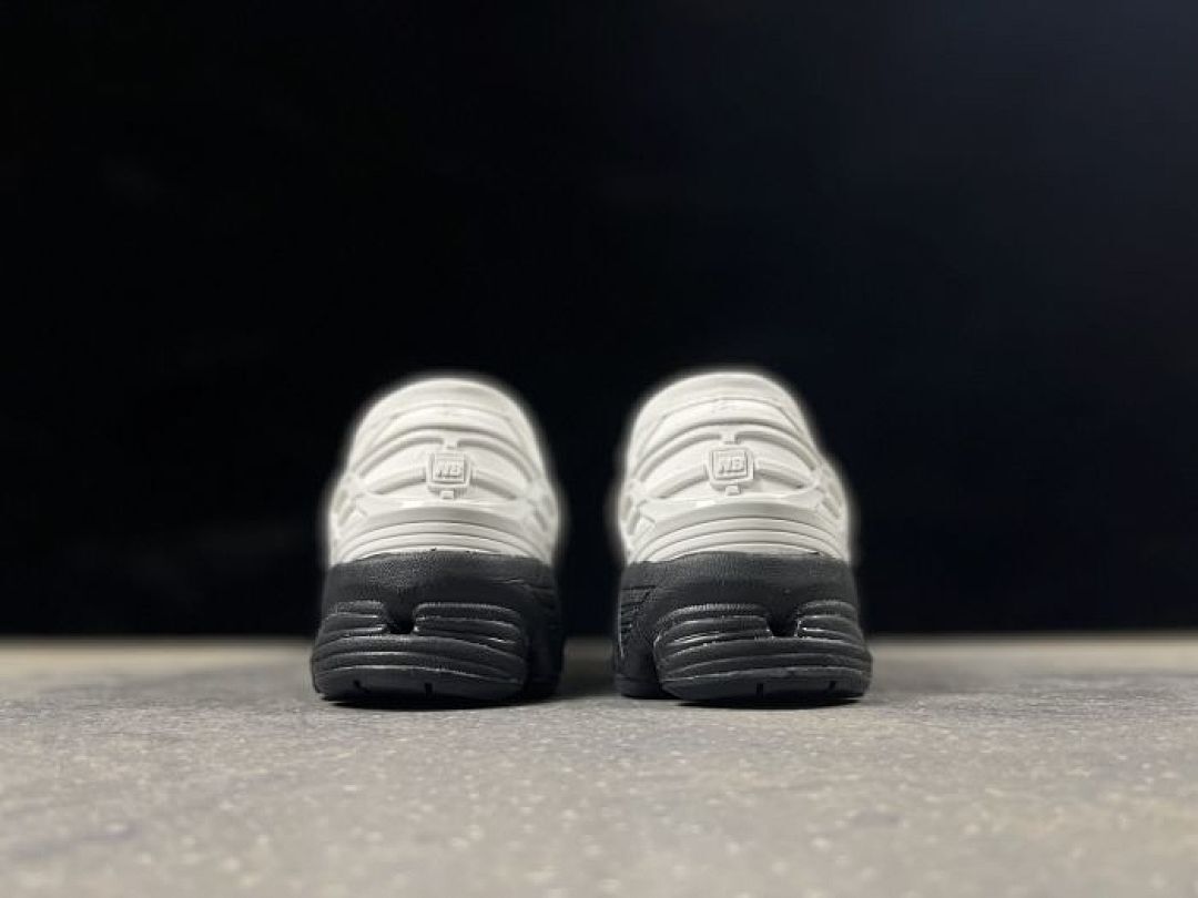 New Balance 1906L Loafer Slip-On Shoes White Black M1906LC