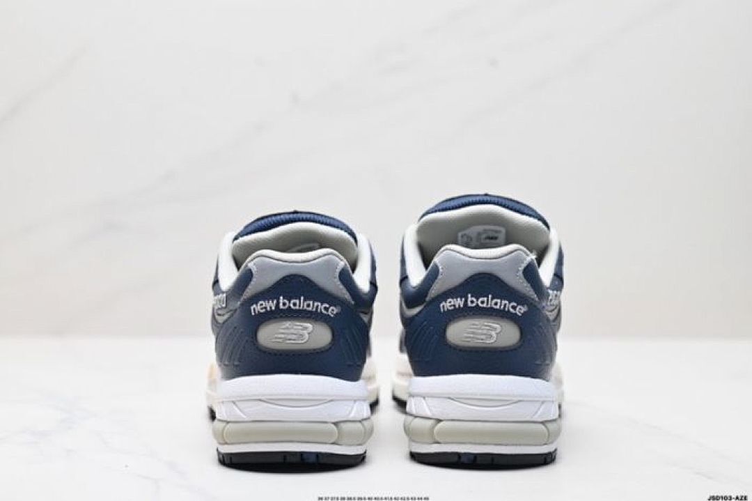New Balance 2000 Navy Grey Silver Cream Running Shoes Trainers Sneakers Men's Women's