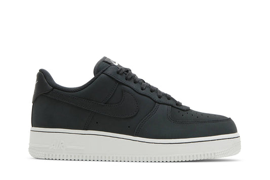 Nike Air Force 1 Low LX ‘Off-Noir’ DQ8571-001