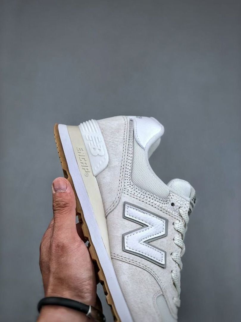 New Balance 574 Sea Salt White Gum ML574EVW Men's Women's Classic Lifestyle Running Shoes Sneakers Trainers