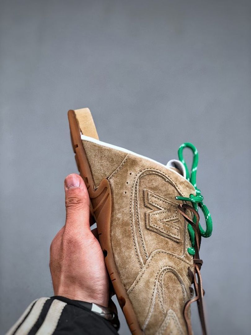 Miu Miu New Balance 530 SL Distressed Suede Slip-On Mule Camel Made in Italy 5S214D