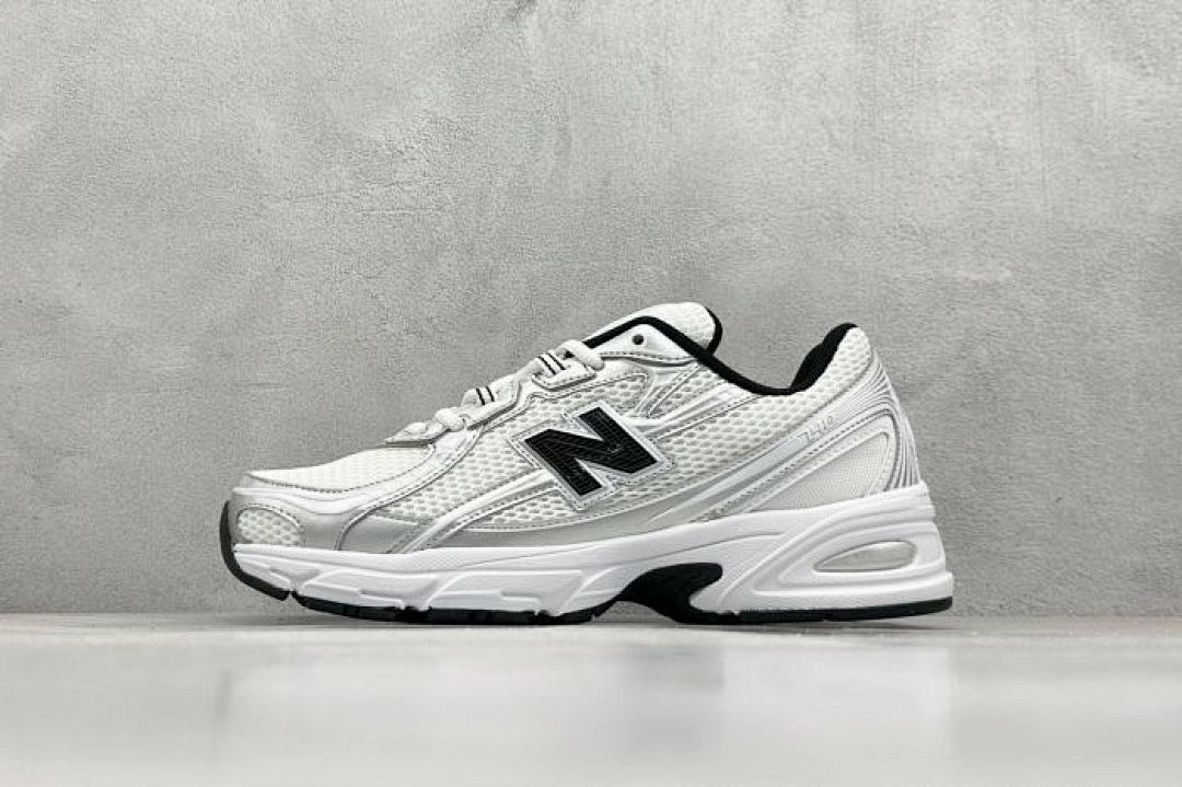 New Balance 740 White Silver Black Metallic Retro Running Shoes