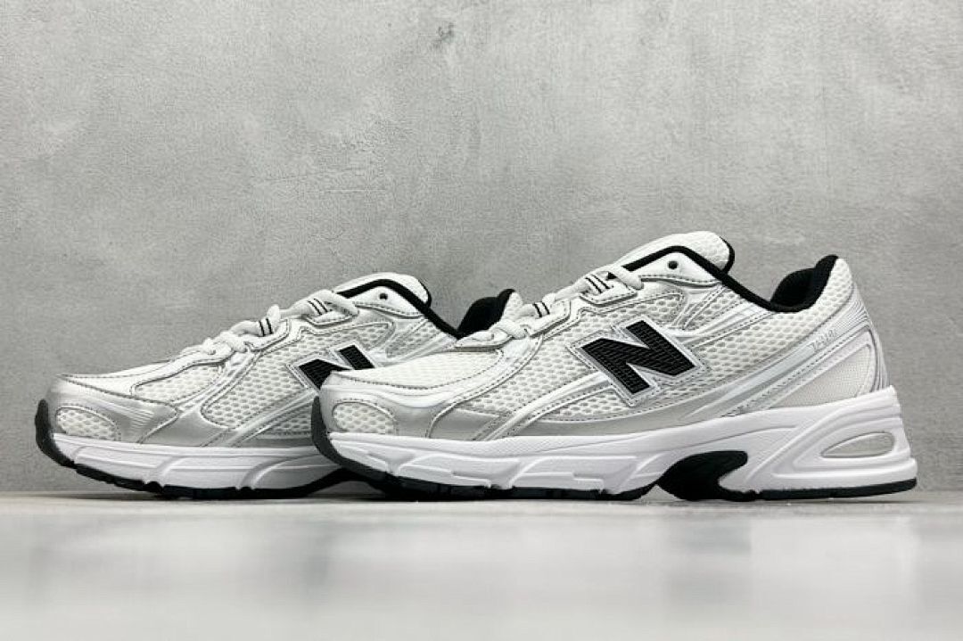 New Balance 740 White Silver Black Metallic Retro Running Shoes
