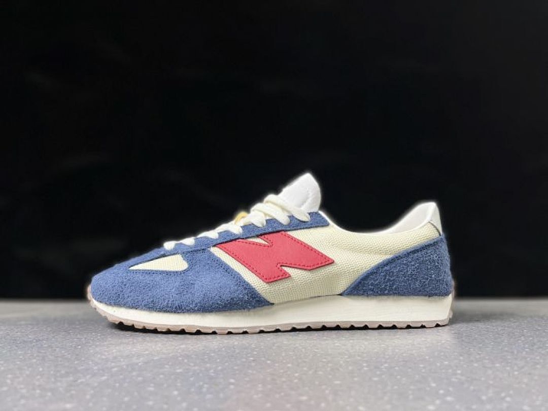 New Balance 220 Retro Runner Men's Women's Navy Red Cream Suede Mesh Sneakers U220