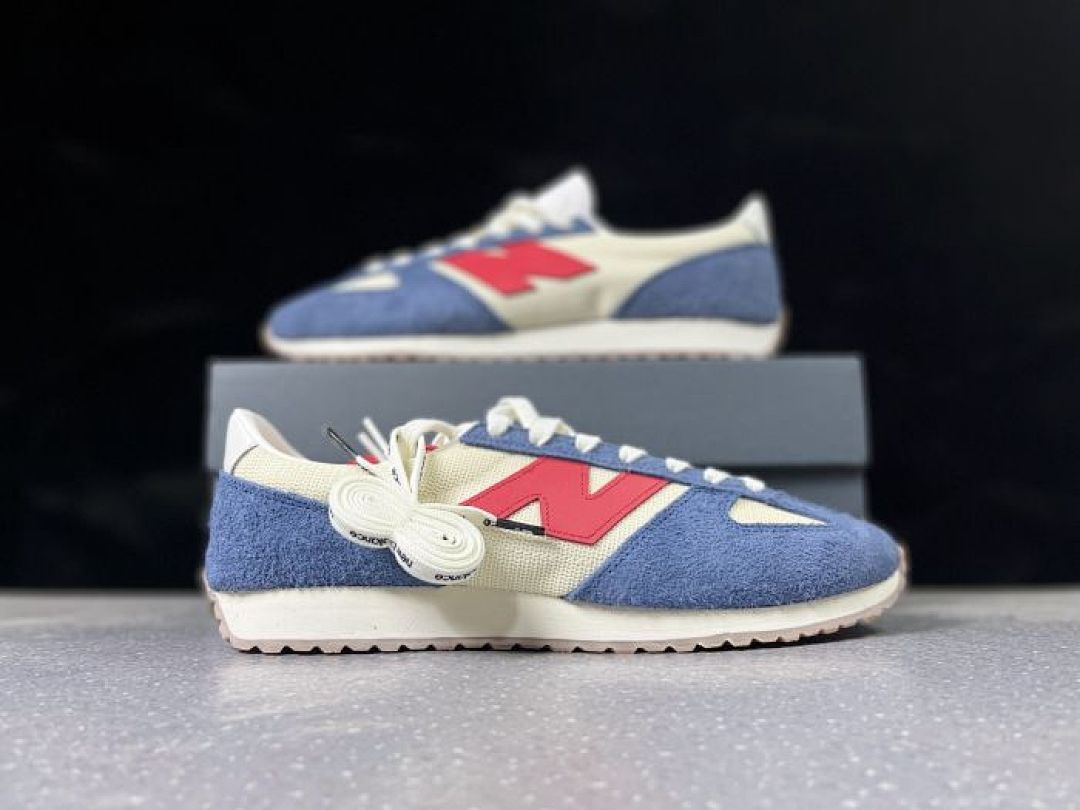 New Balance 220 Retro Runner Men's Women's Navy Red Cream Suede Mesh Sneakers U220