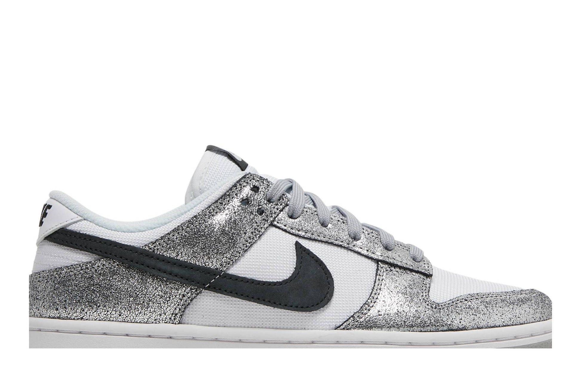 ( Women ) Nike Dunk Low ‘Shimmer’ DO5882-001