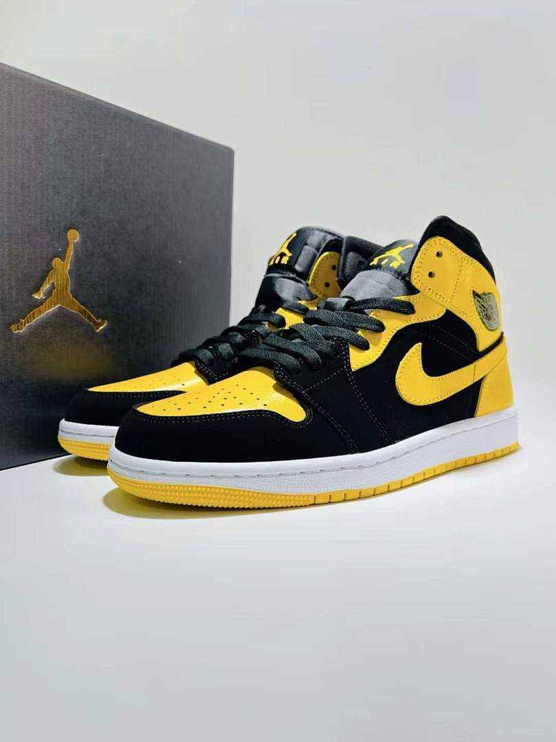 Nike Air Jordan 1 Mid "Black Pollen" (554724-077) Yellow Black Men's Women's Lifestyle Sneakers