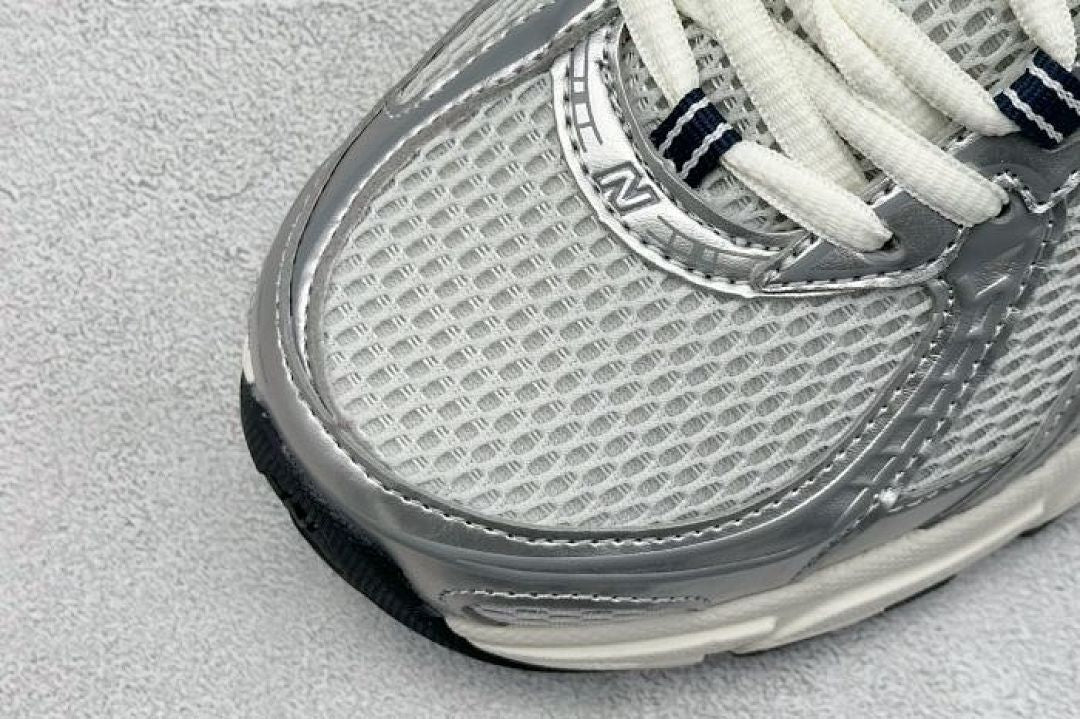 New Balance 740 Silver Metallic White Mesh Retro Running Shoes ABZORB Sneakers Trainers