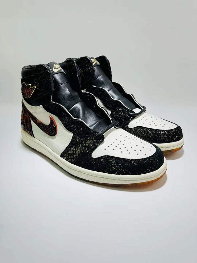 Nike Air Jordan 1 Retro High OG Black Gold Speckle White Red Orange Cracked Pattern Gum Sole High-Top Sneakers Shoes Men Women