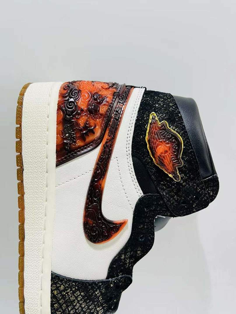 Nike Air Jordan 1 Retro High OG Black Gold Speckle White Red Orange Cracked Pattern Gum Sole High-Top Sneakers Shoes Men Women