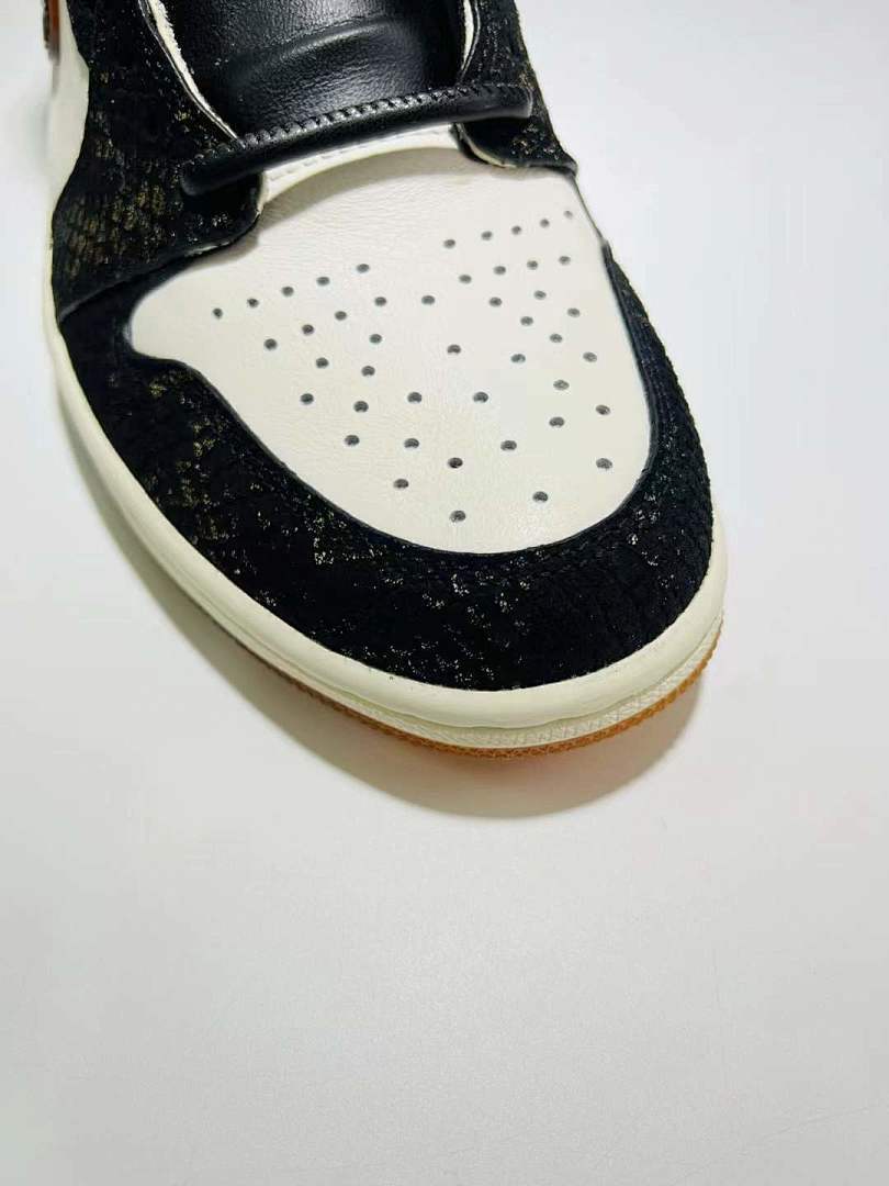 Nike Air Jordan 1 Retro High OG Black Gold Speckle White Red Orange Cracked Pattern Gum Sole High-Top Sneakers Shoes Men Women