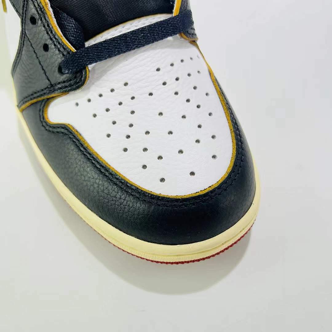Union x Air Jordan 1 Retro High OG 'Black Toe' BV1300-106 Men's Nike Sneakers