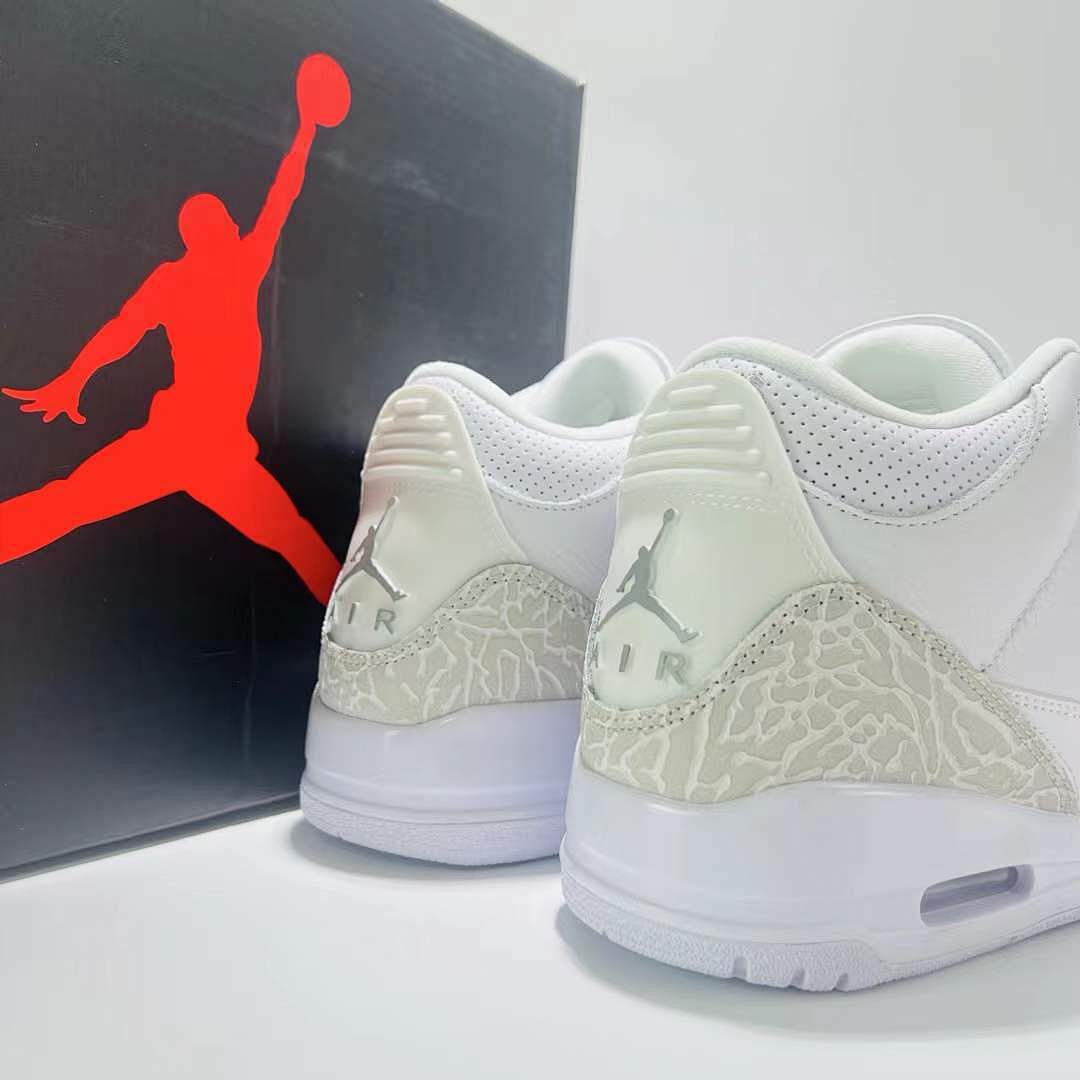 Nike Air Jordan 3 Retro Pure Money White Metallic Silver Pure Platinum Men's Sneakers (136064-103)