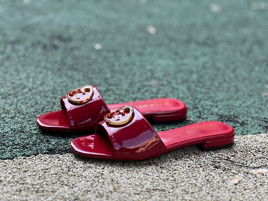 Gucci Women's Interlocking G Patent Leather Slide Sandals Red