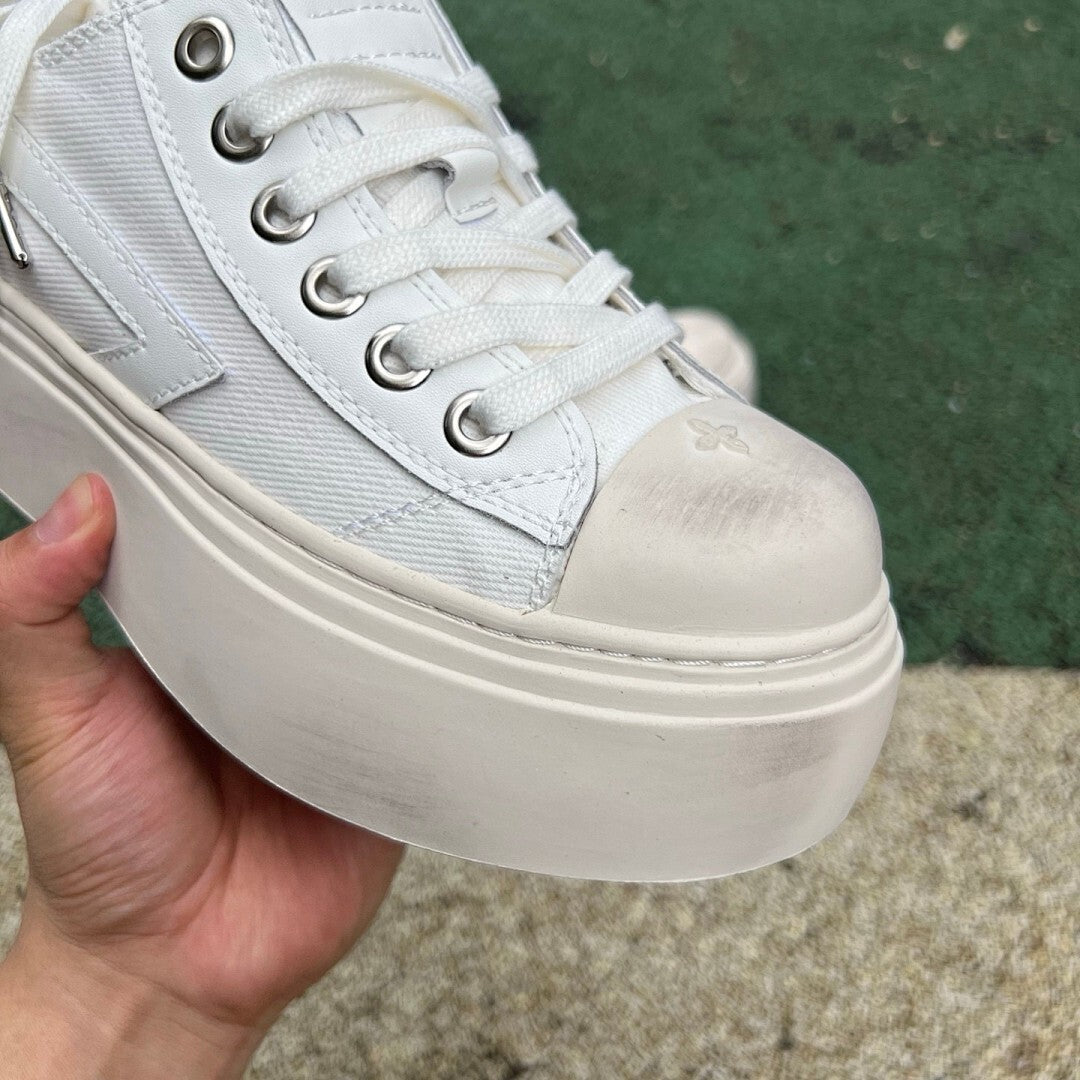 Fila Women's Stackhouse Crossover Platform Low-Top Canvas Sneakers