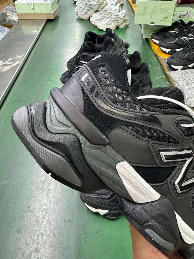 New Balance 9060 Black U9060BLK