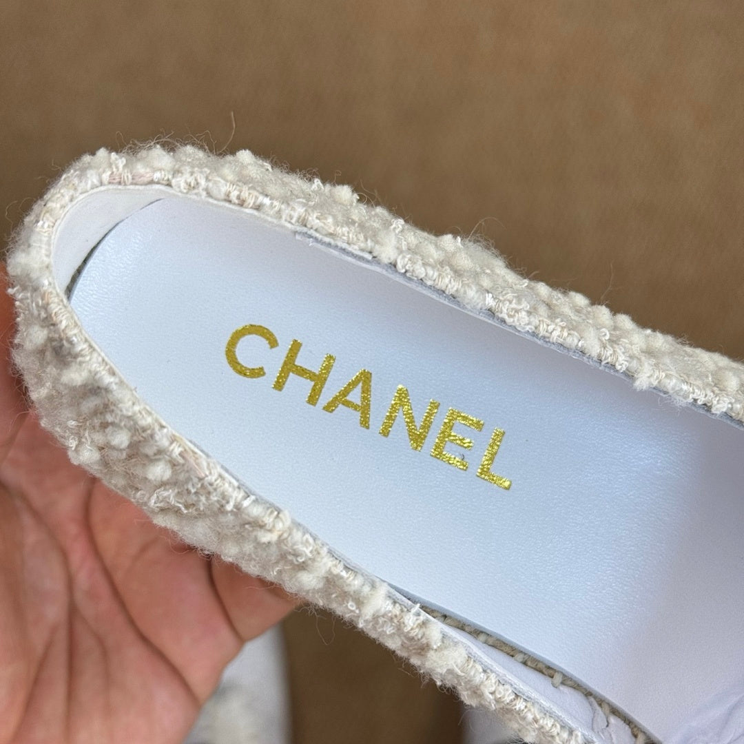 Chanel CC Logo Ecru Tweed White Leather Cap Toe Espadrilles