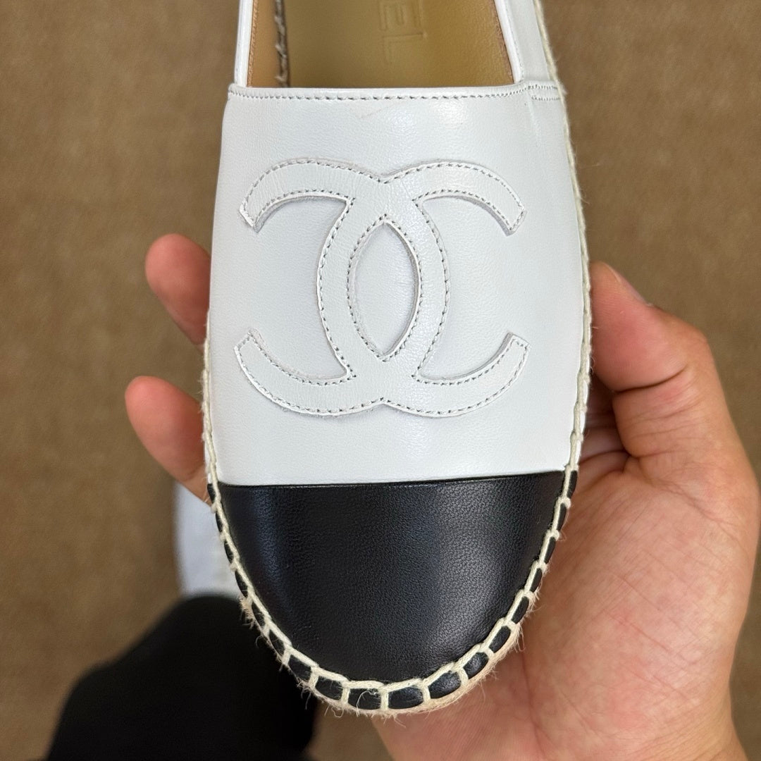 Chanel White Leather Black Cap Toe Espadrilles
